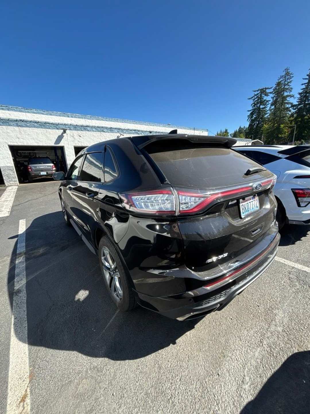 2018 Ford Edge Sport - Image 3