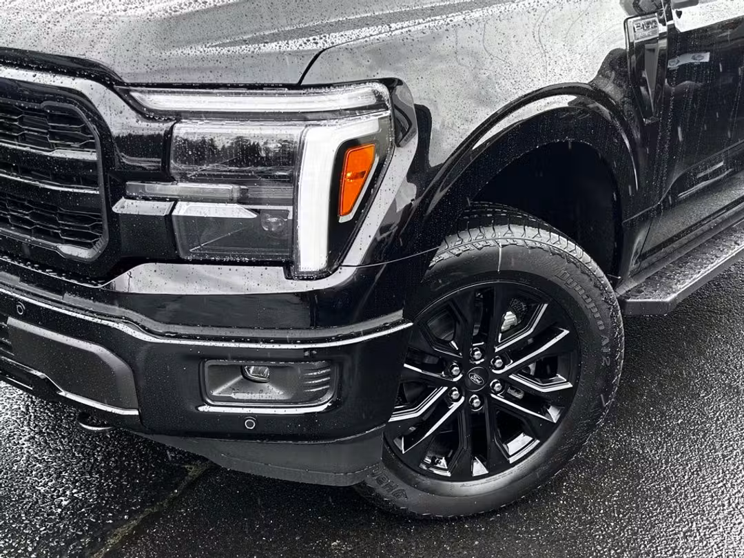 2026 Ford F-150 Lariat - Image 2
