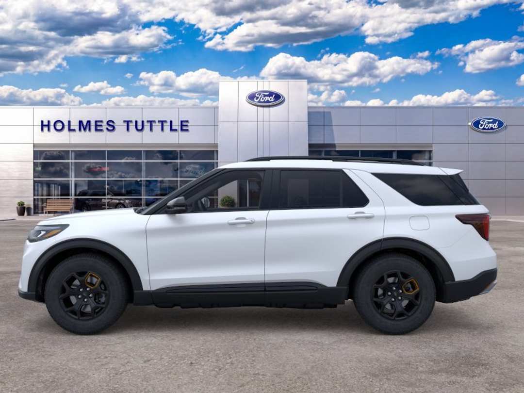 2026 Ford Explorer Tremor - Image 3