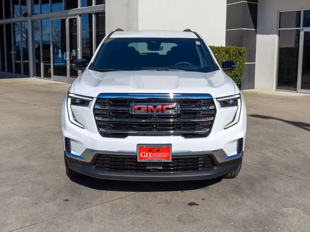 2026 GMC Acadia Elevation - Image 2