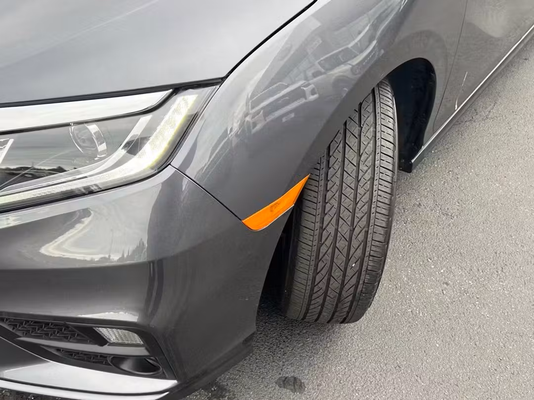 2020 Honda Odyssey EXL - Image 3