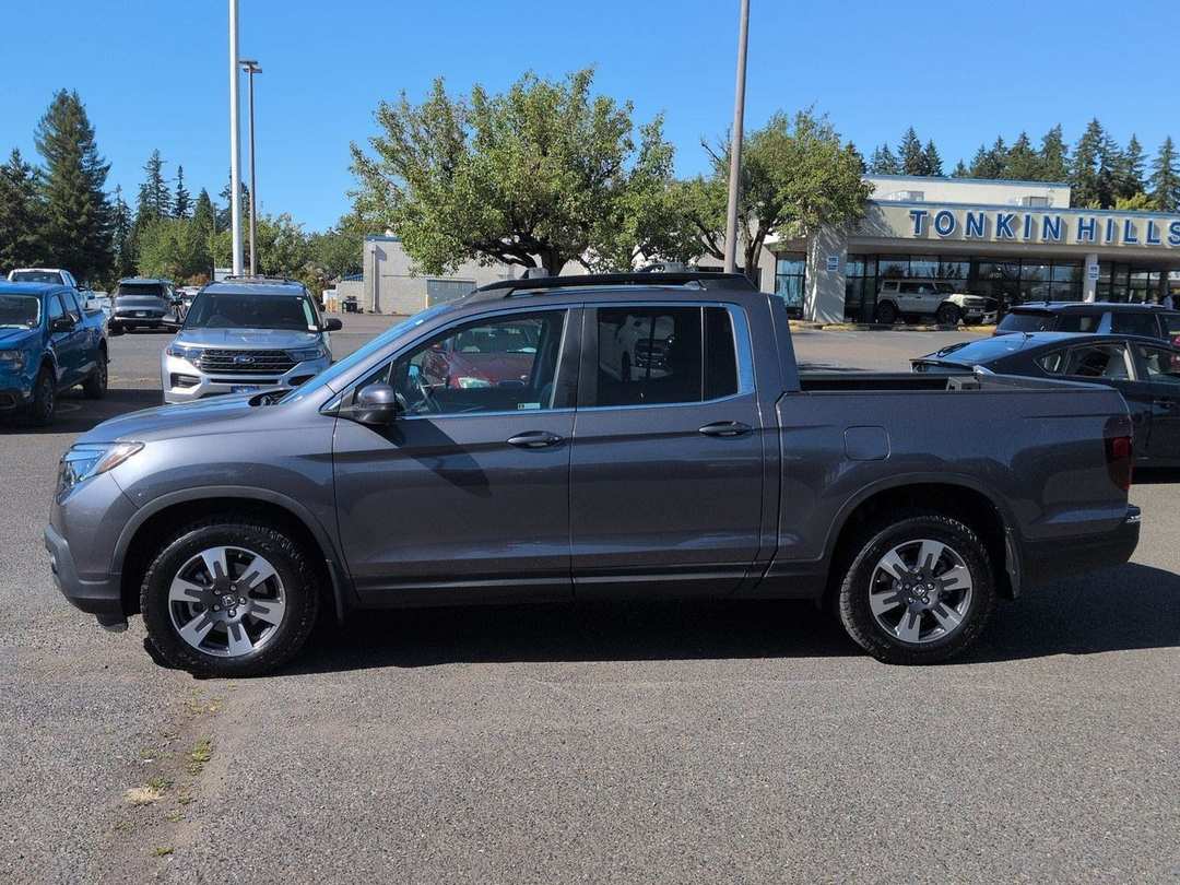 2019 Honda Ridgeline RTLT - Image 2