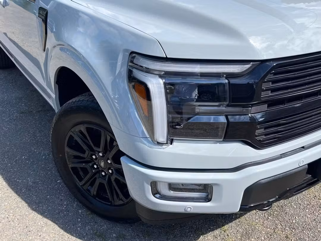 2026 Ford F-150 Lariat - Image 2