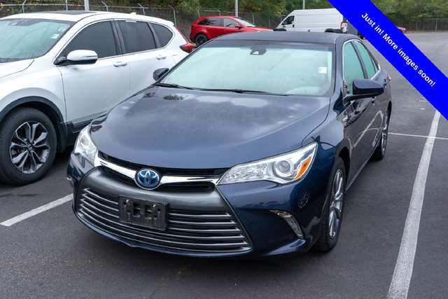 2017 Toyota Camry Hybrid XLE
