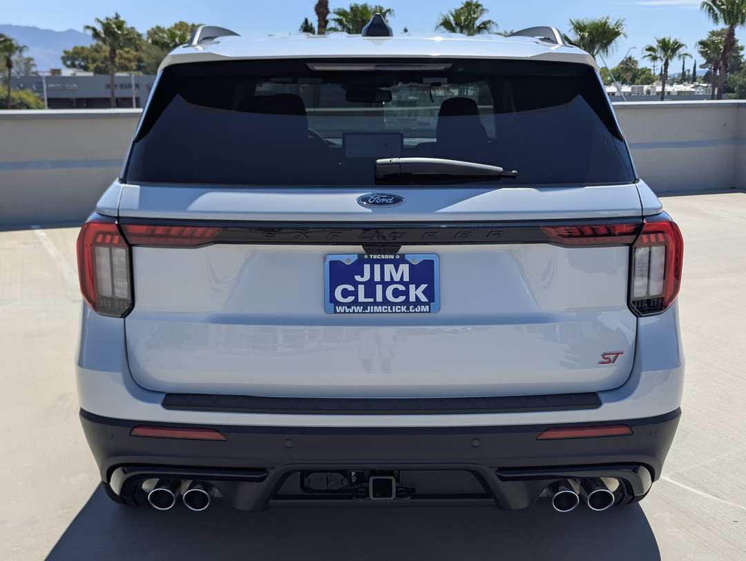 2026 Ford Explorer ST - Image 3