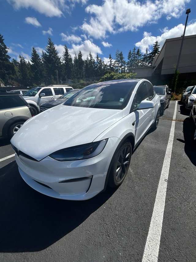 2024 Tesla Model X Base