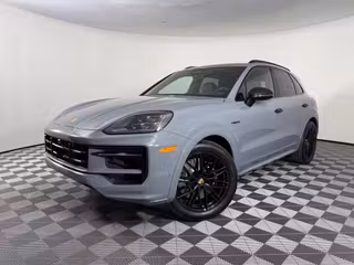 2026 Porsche Cayenne E-Hybrid