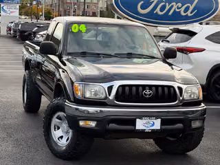 2004 Toyota Tacoma Base