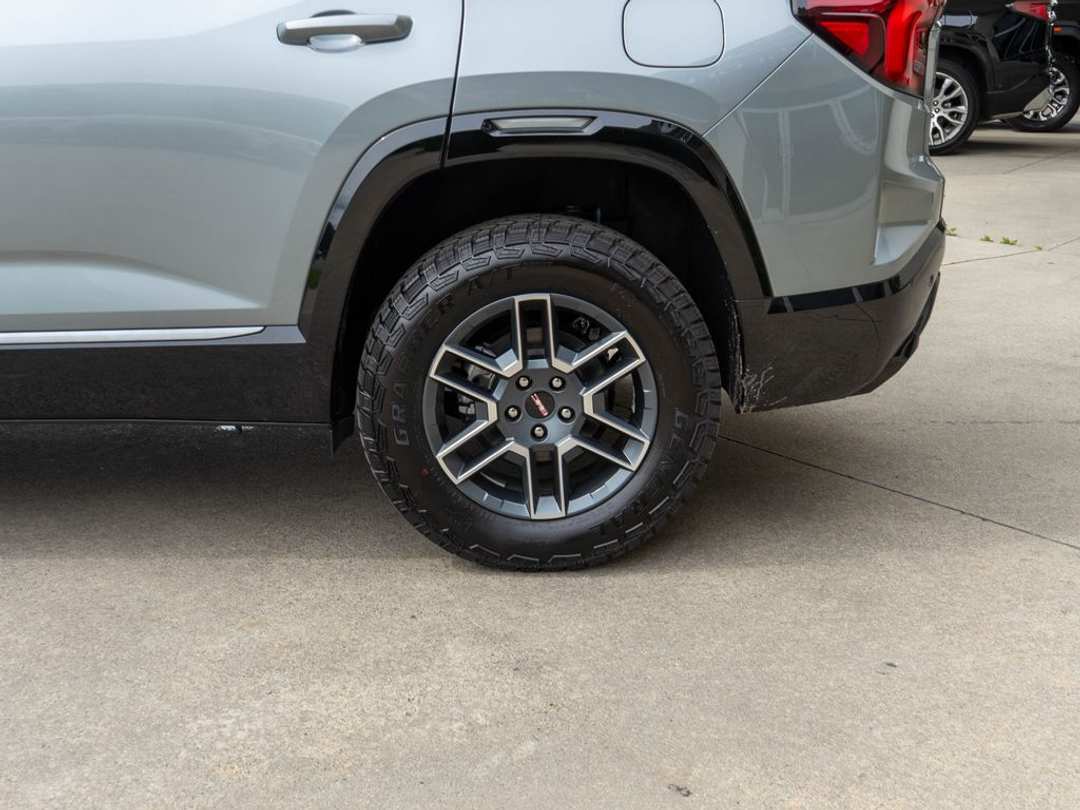 2026 GMC Terrain AT4 - Photo 28