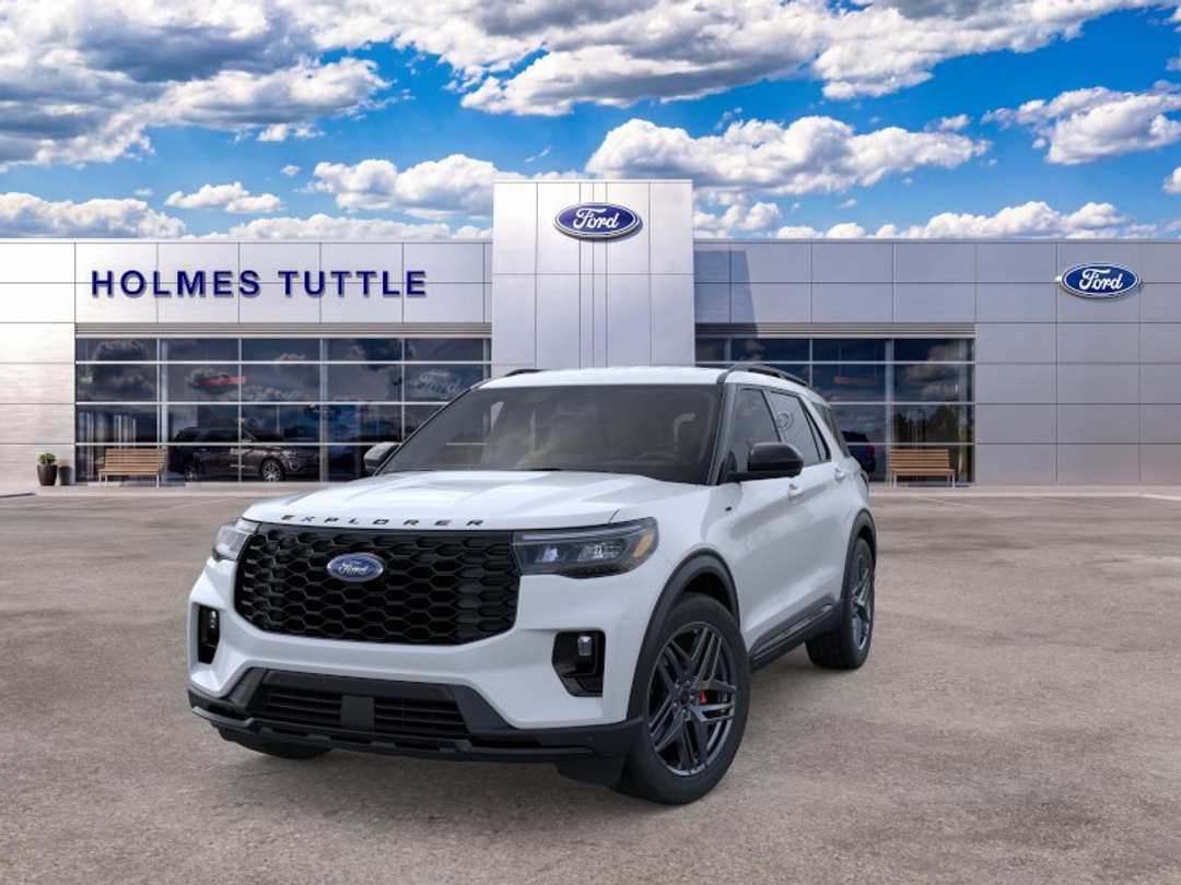 2026 Ford Explorer STLine - Image 2