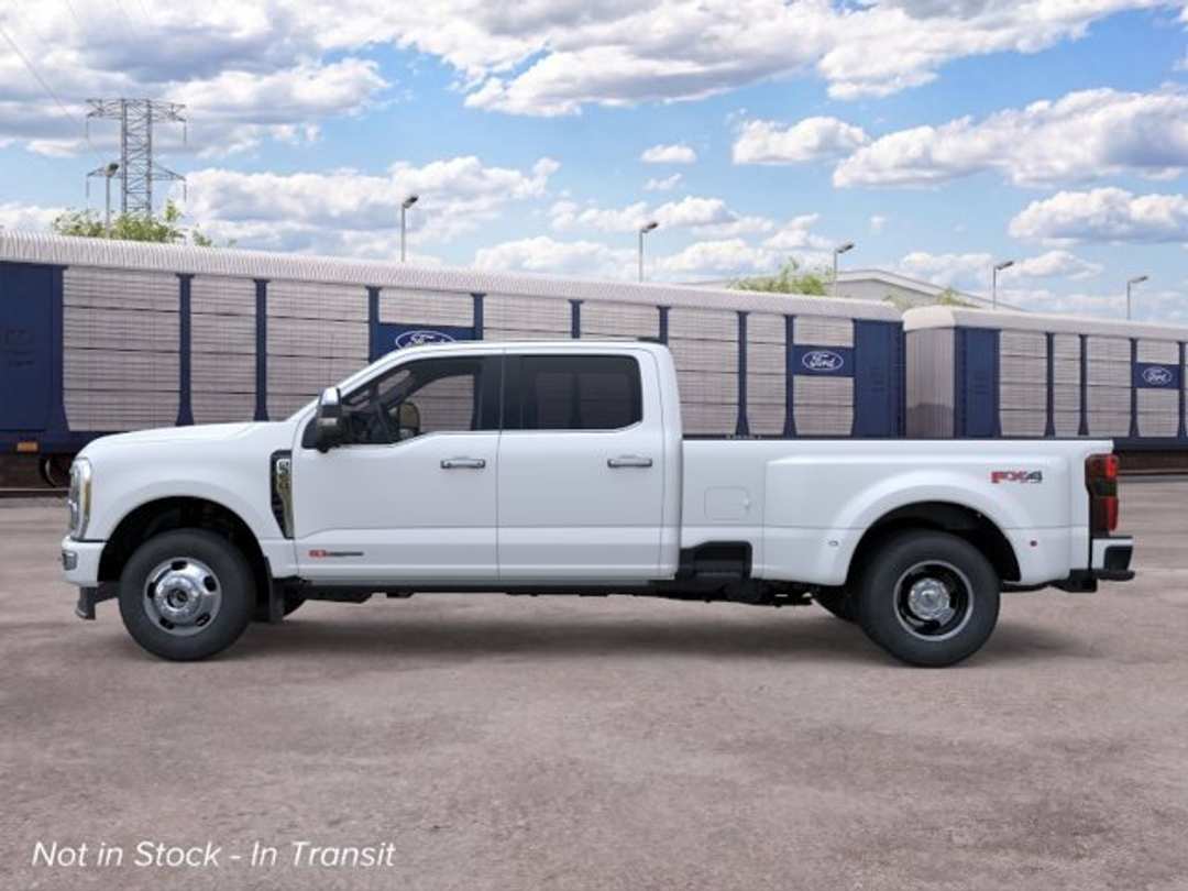 2026 Ford F-350Sd Platinum - Image 3