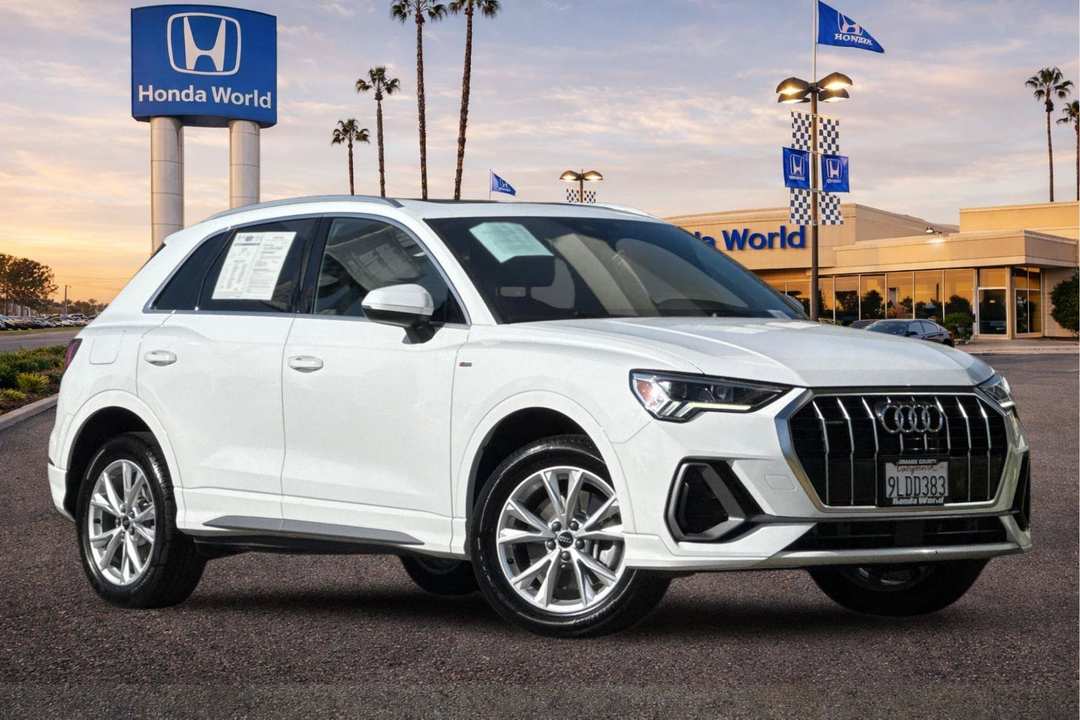 2024 Audi Q3 Premium - Image 2