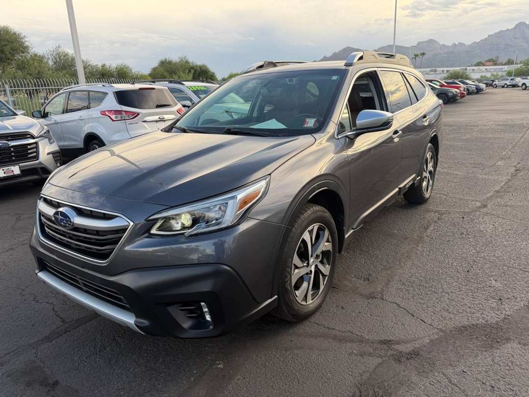 2022 Subaru Outback Touring - Image 3