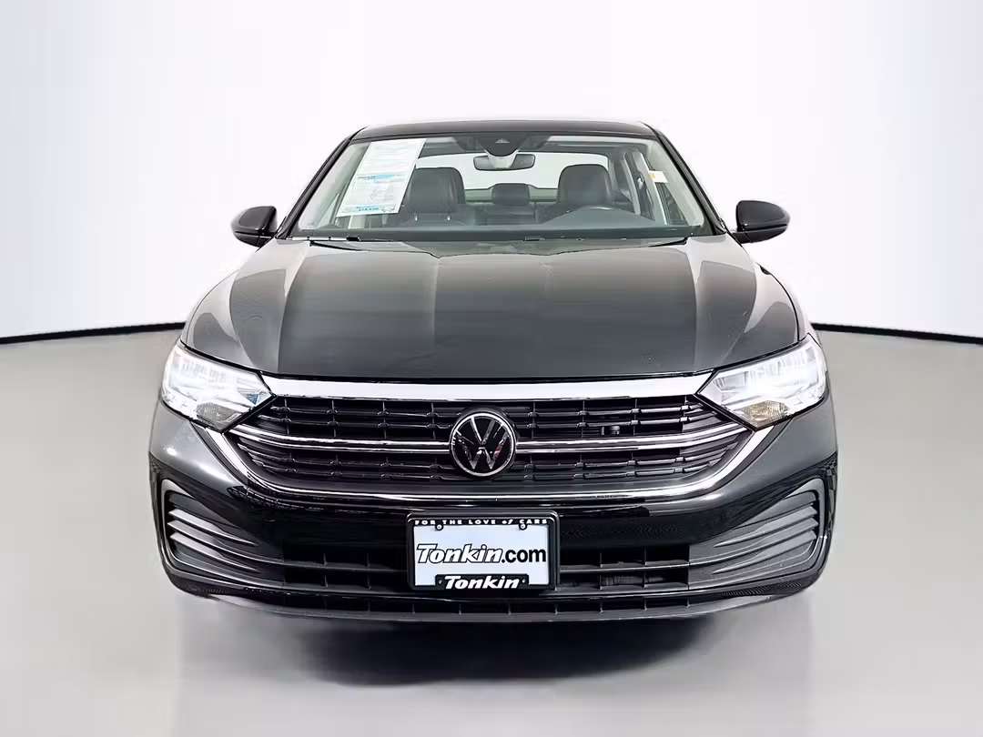 2024 Volkswagen Jetta 1.5T SE - Image 3