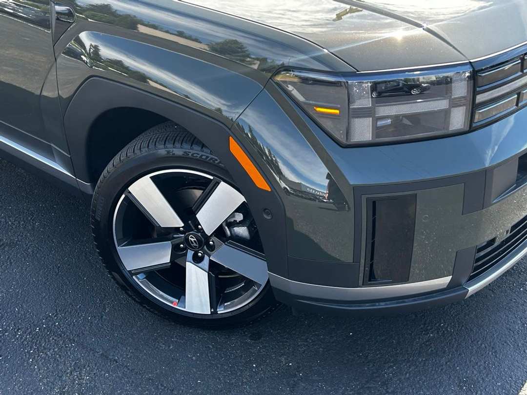 2026 Hyundai Santa Fe Limited - Image 2