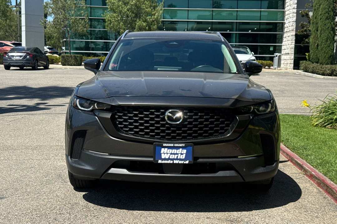 2025 MAZDA Cx-50 2.5 S Preferred Package - Image 3