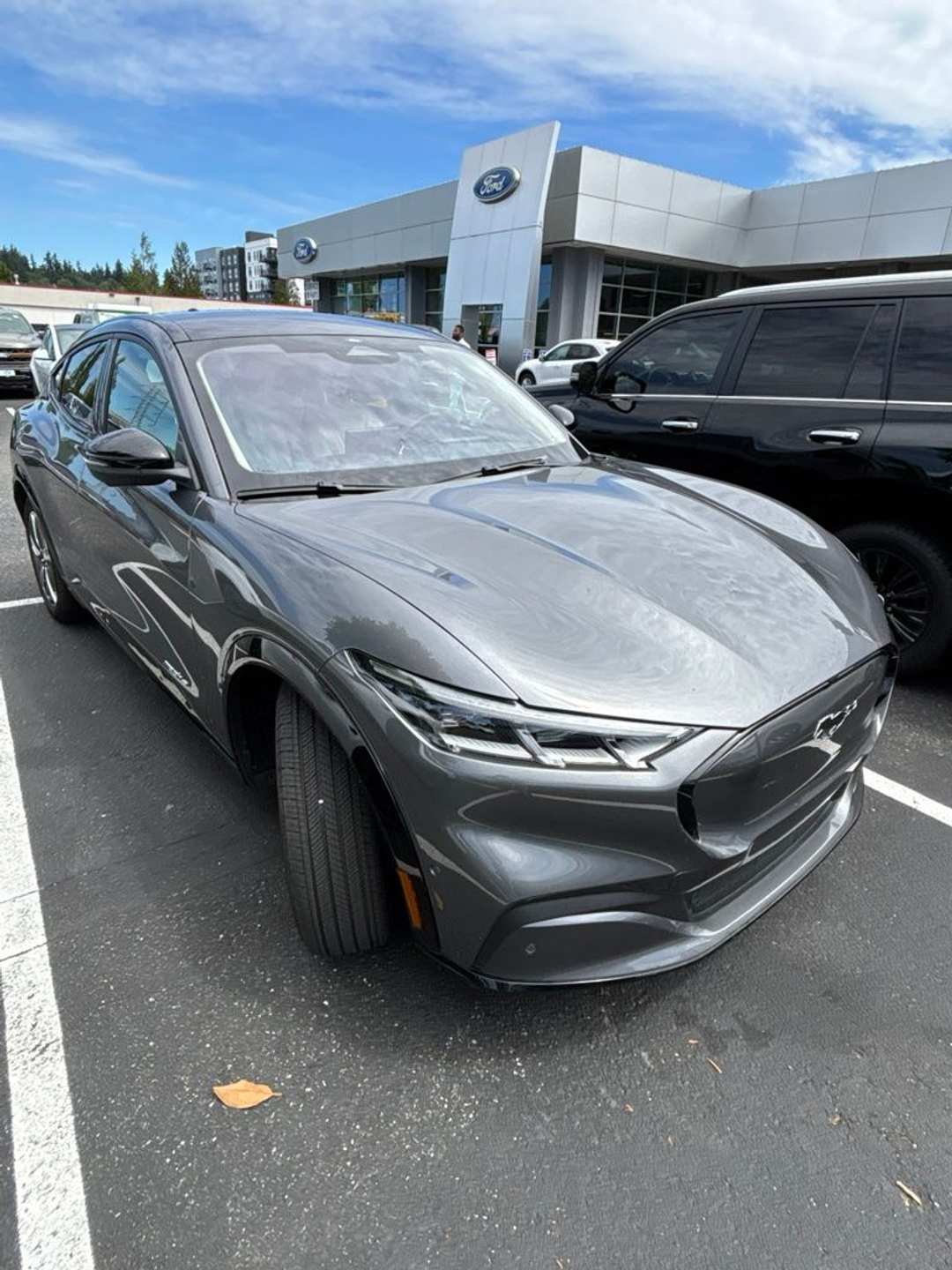 2023 Ford Mustang Mach-E Premium - Image 2