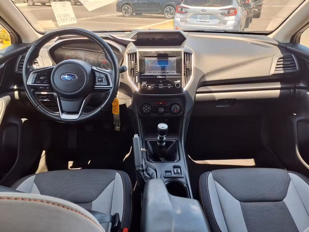 2018 Subaru Crosstrek 2.0i Premium - Image 2