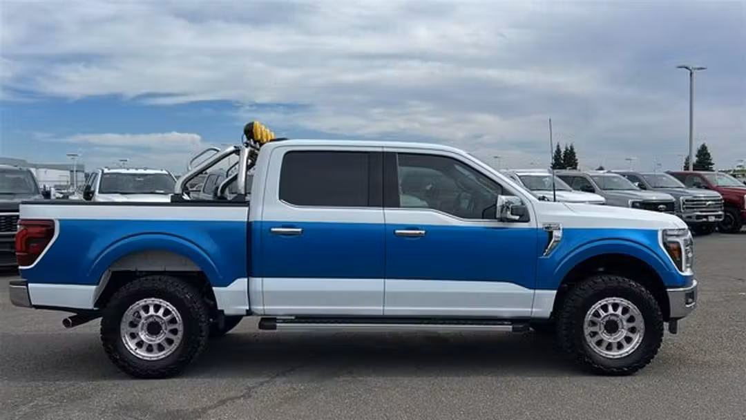 2026 Ford F-150 Lariat - Image 2