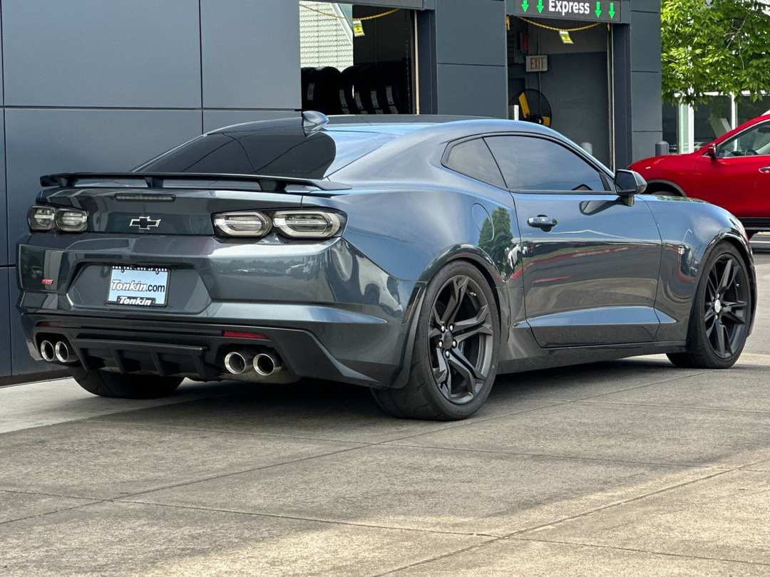 2023 Chevrolet Camaro SS - Image 3