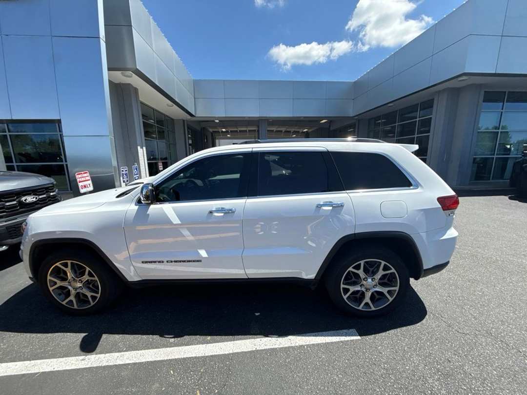 2021 Jeep Grand Cherokee Limited - Image 2