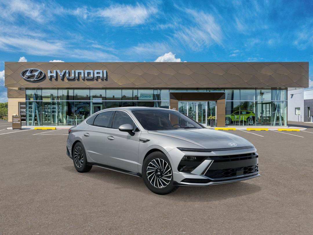 2026 Hyundai Sonata Hybrid SEL - Image 2