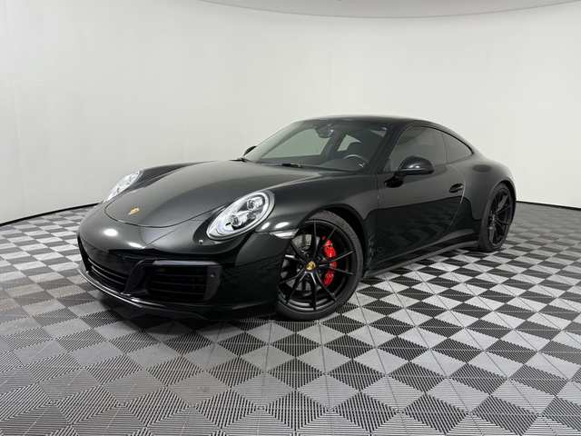 2017 Porsche 911 Carrera 4S