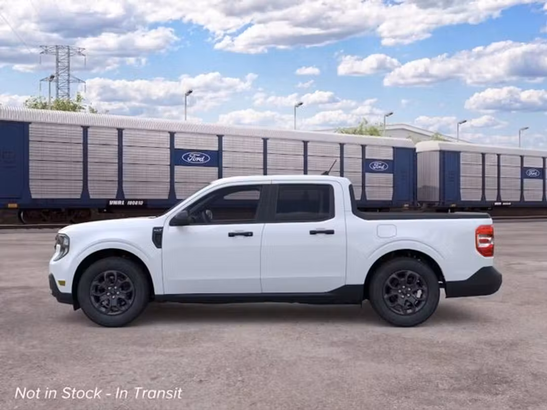 2026 Ford Maverick XLT - Image 3