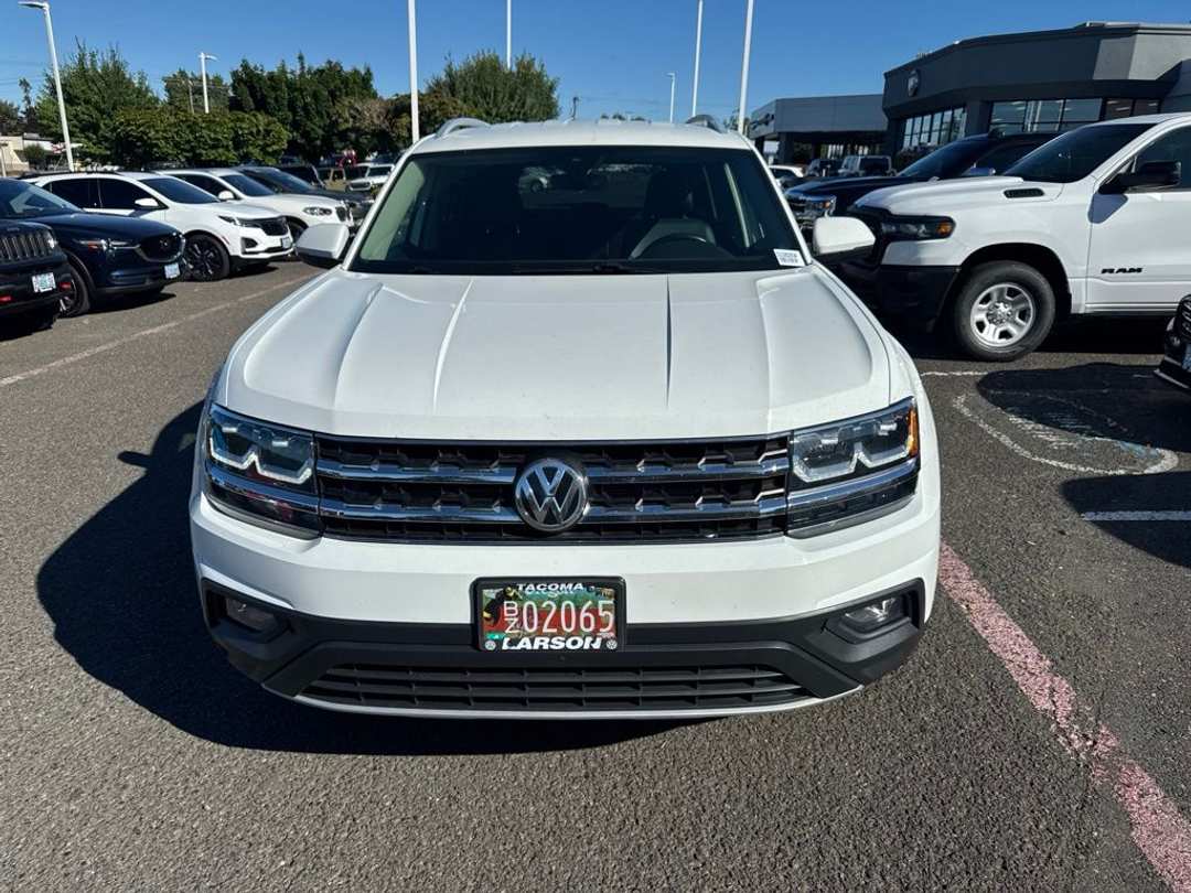 2019 Volkswagen Atlas 3.6L V6 SE - Image 2