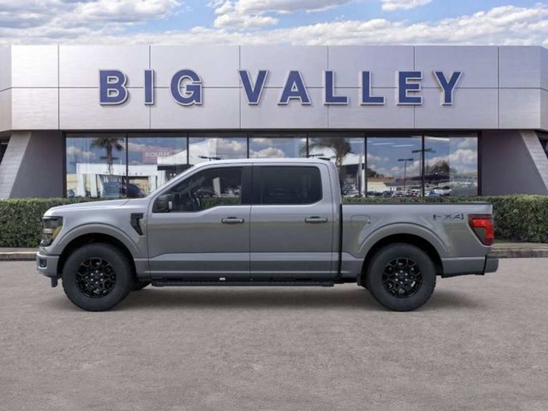 2026 Ford F-150 XLT - Image 3