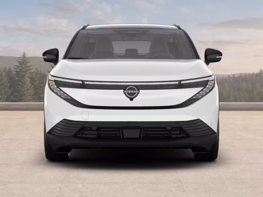 2026 Nissan LEAF PLATINUM+ - Image 2