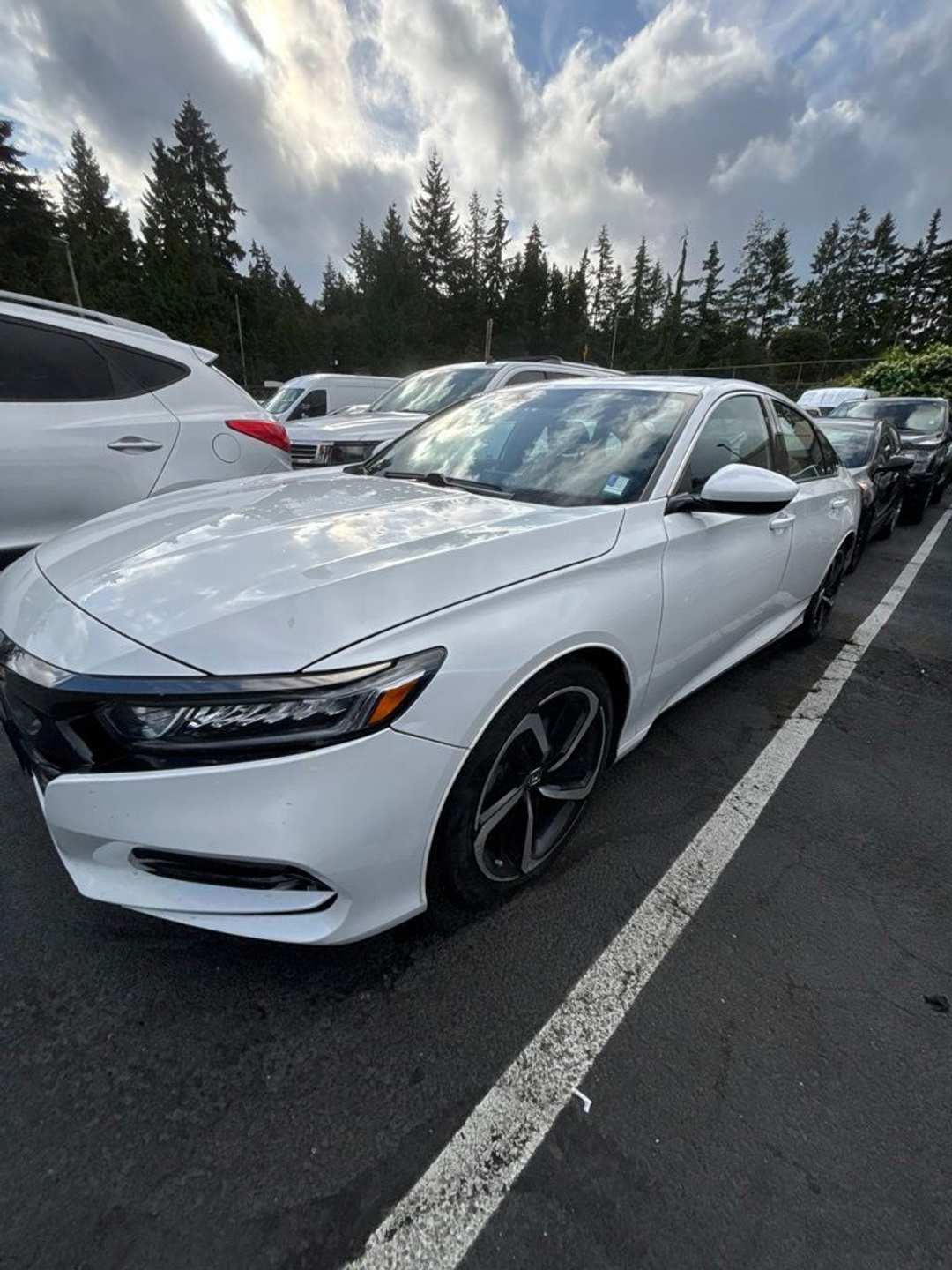 2018 Honda Accord Sport - Image 2