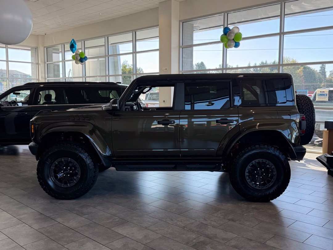 2026 Ford Bronco Raptor - Image 3