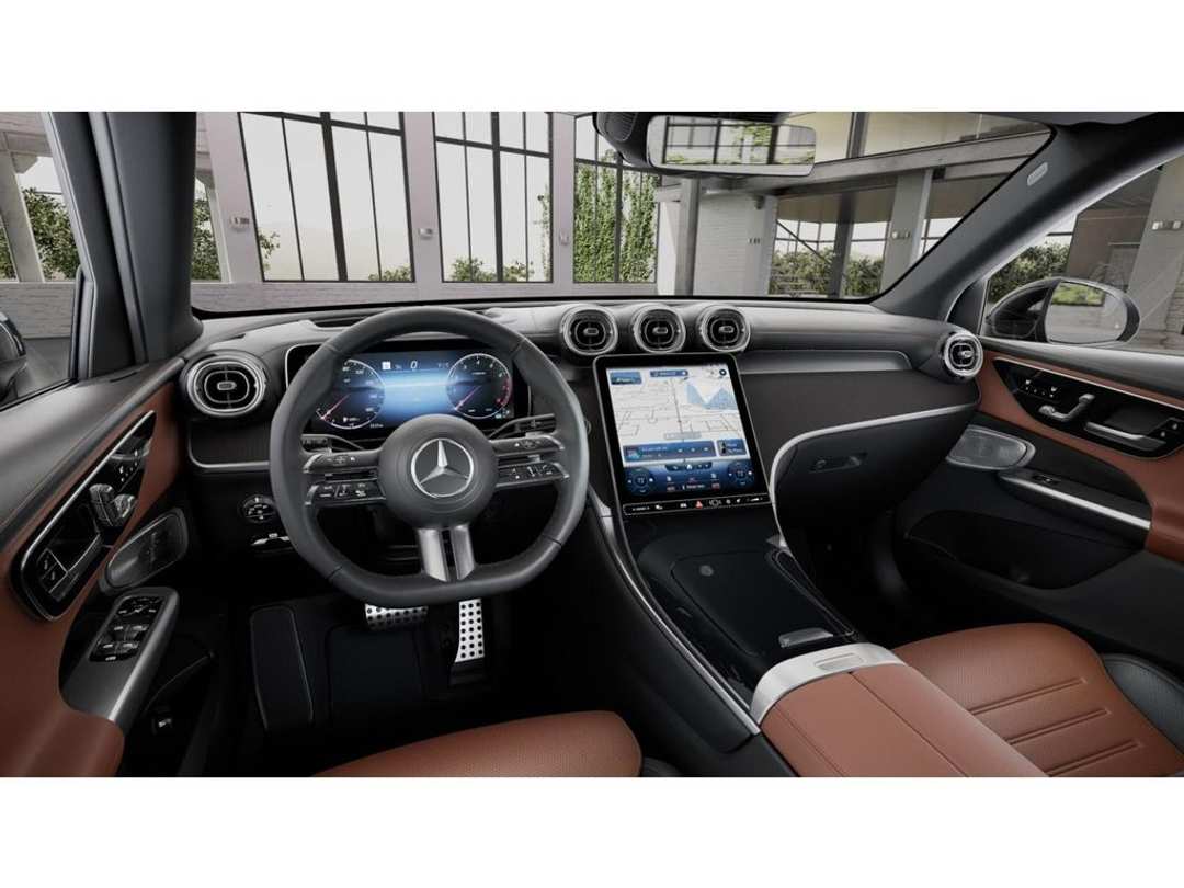 2026 Mercedes-Benz GLC 300 - Image 3