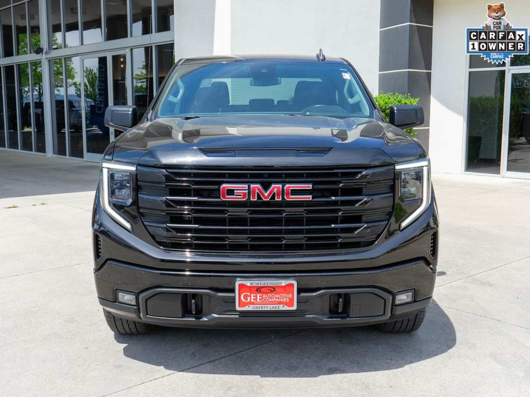 2024 GMC Sierra 1500 Elevation - Image 2