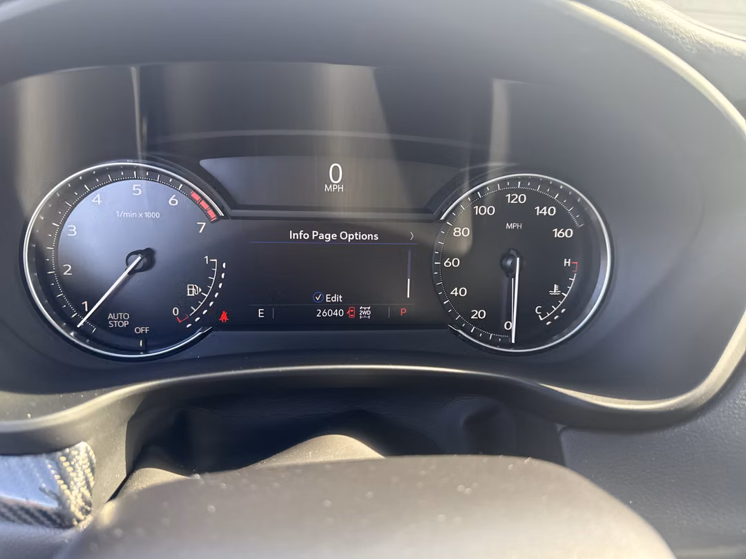 2023 Cadillac Xt4 Sport - Image 3