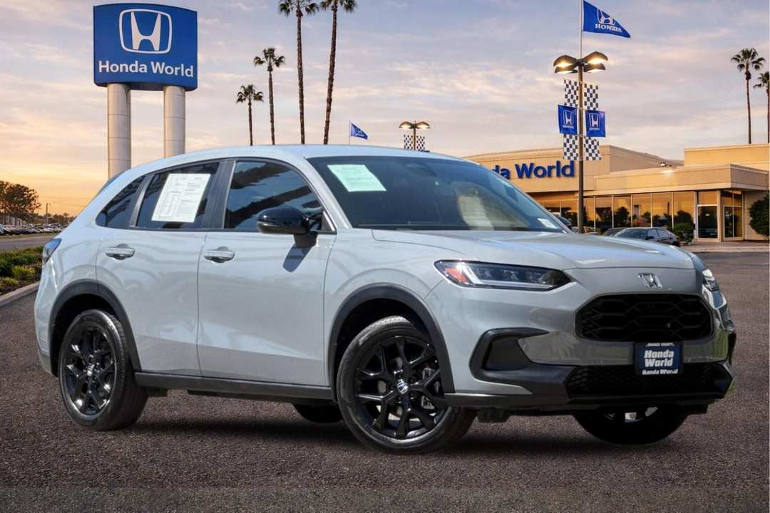 2024 Honda HR-V Sport - Image 2