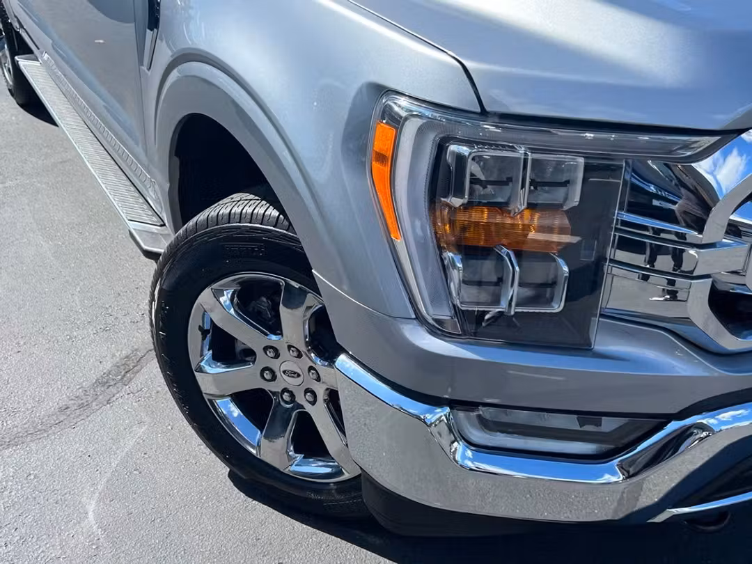 2022 Ford F-150 XLT - Image 2