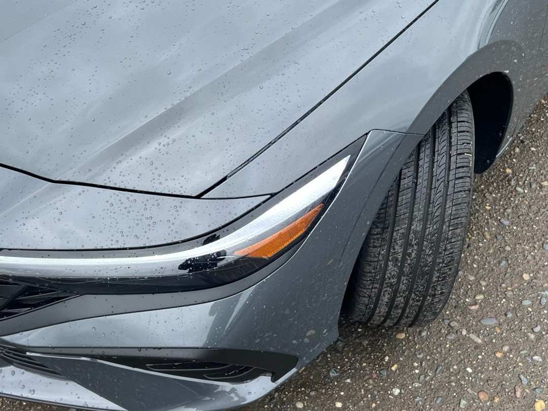 2026 Hyundai Elantra SEL Sport - Image 3