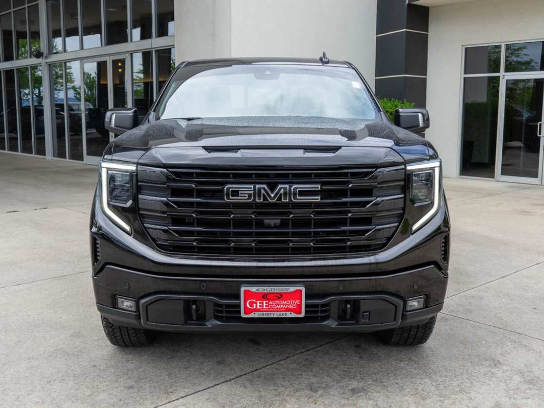 2024 GMC Sierra 1500 Elevation - Image 2