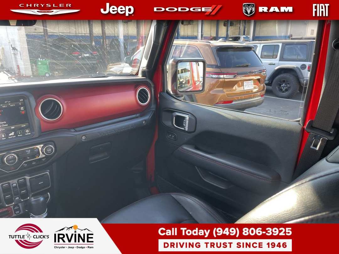 2023 Jeep Wrangler Rubicon - Image 3