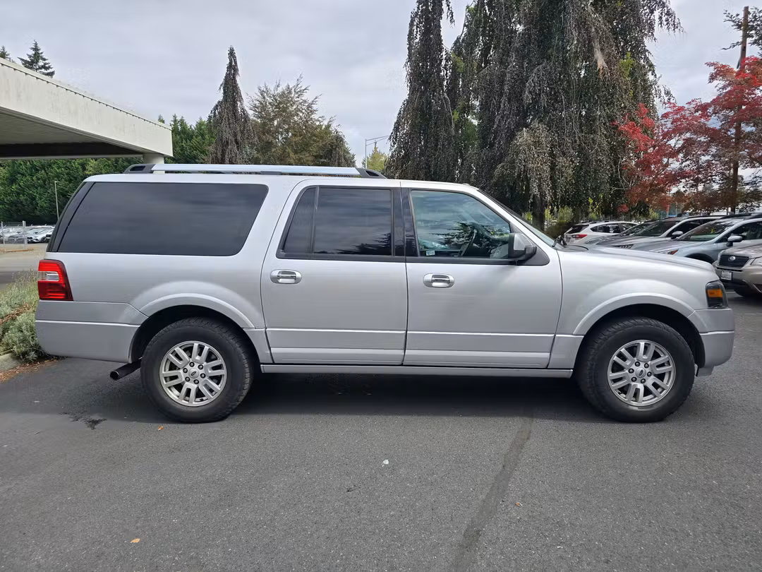 2014 Ford Expedition El Limited - Image 2