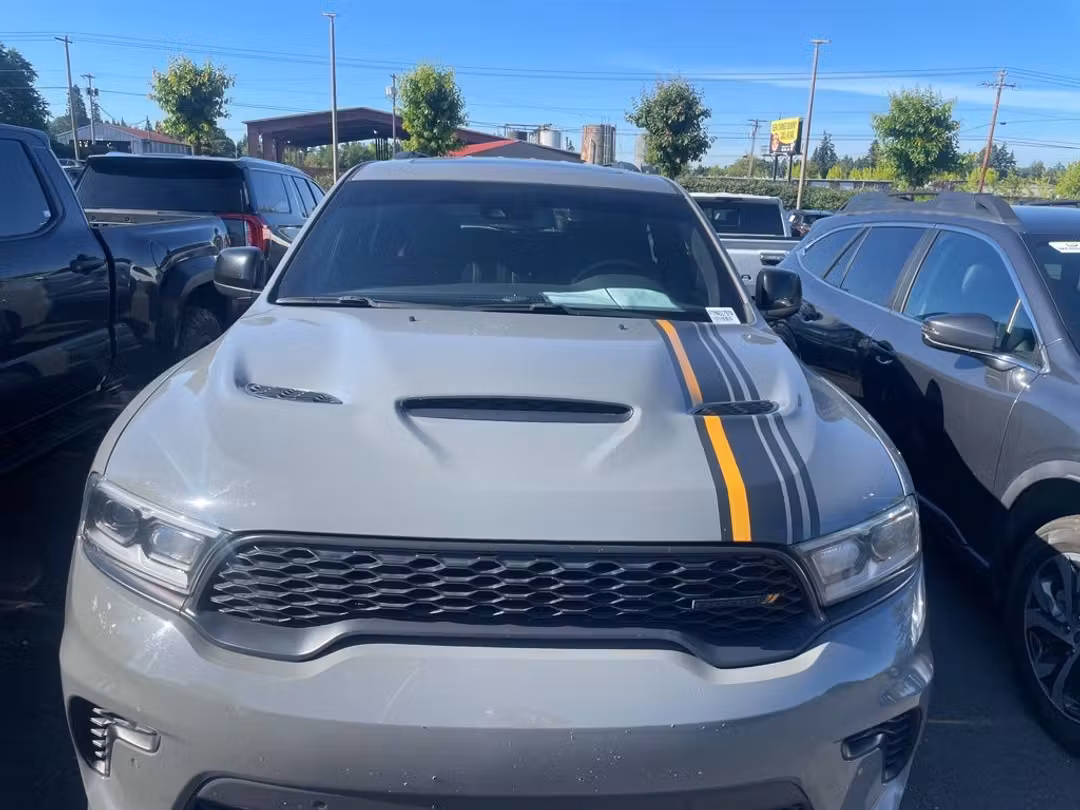 2023 Dodge Durango Orange Sport - Image 2