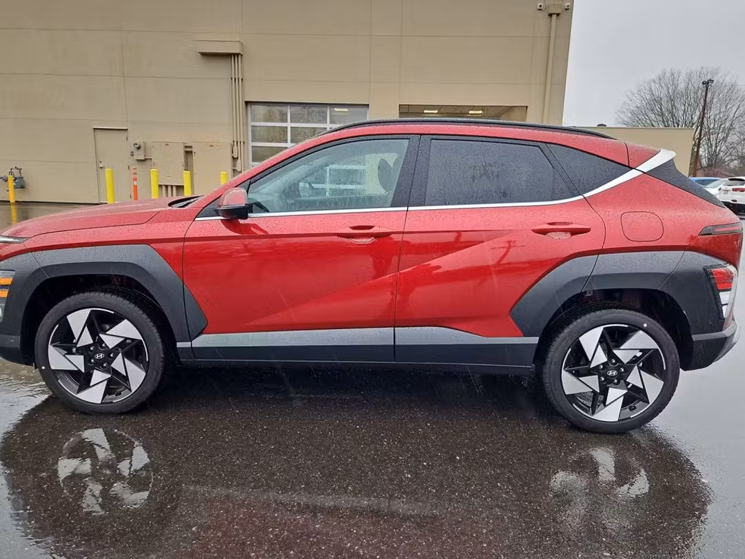 2026 Hyundai Kona Limited - Image 3