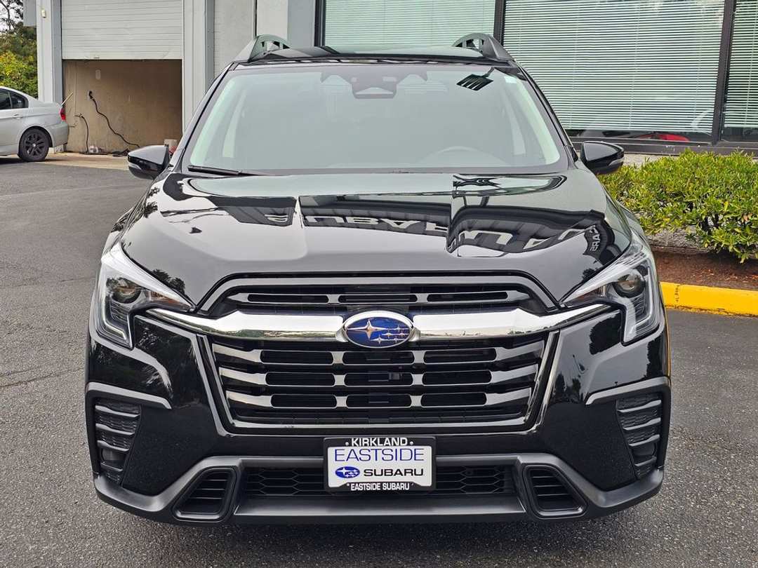 2023 Subaru Ascent Premium - Image 2