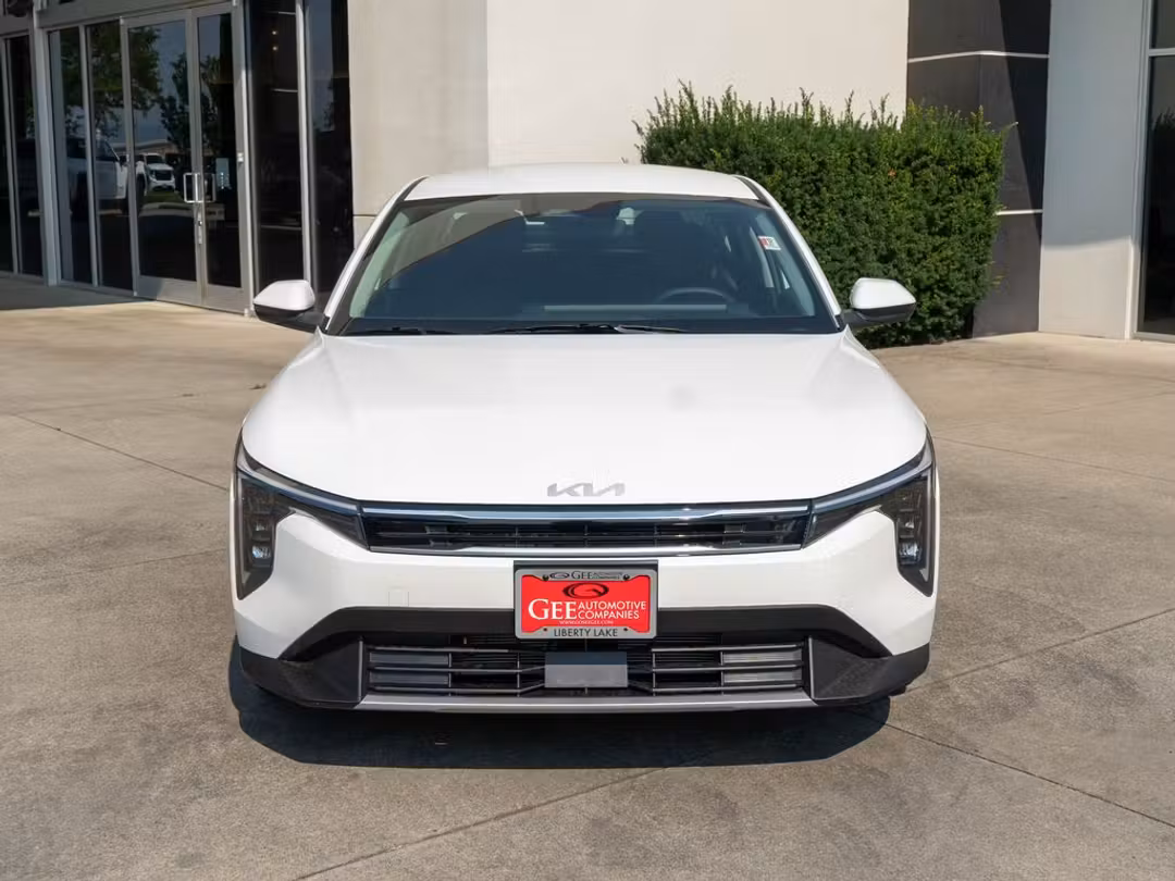 2026 Kia K4 EX - Image 2