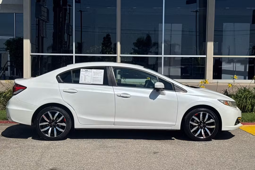 2015 Honda Civic EXL - Image 3