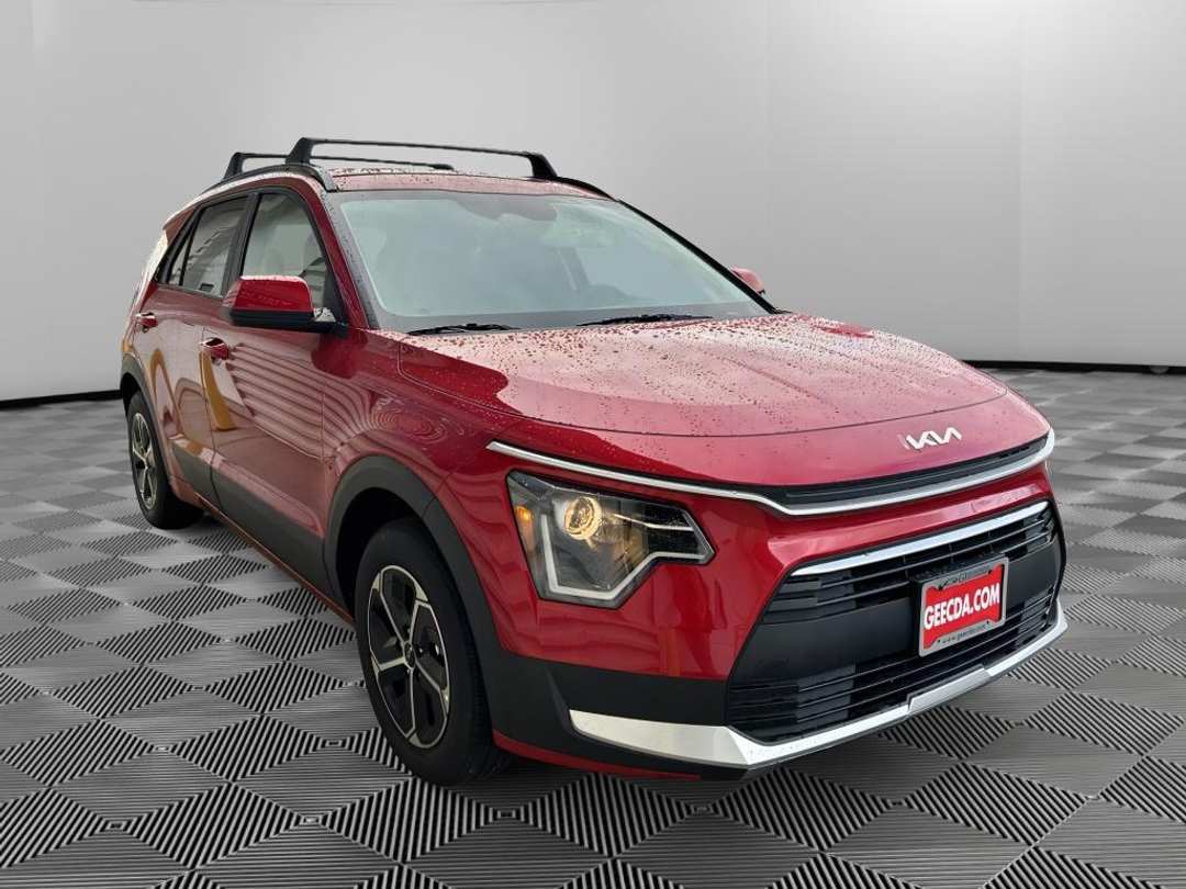 2026 Kia Niro LX - Image 3