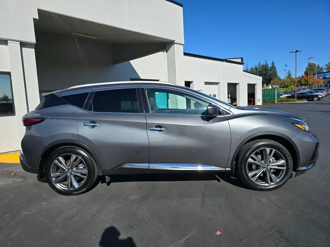 2019 Nissan Murano Platinum - Image 3