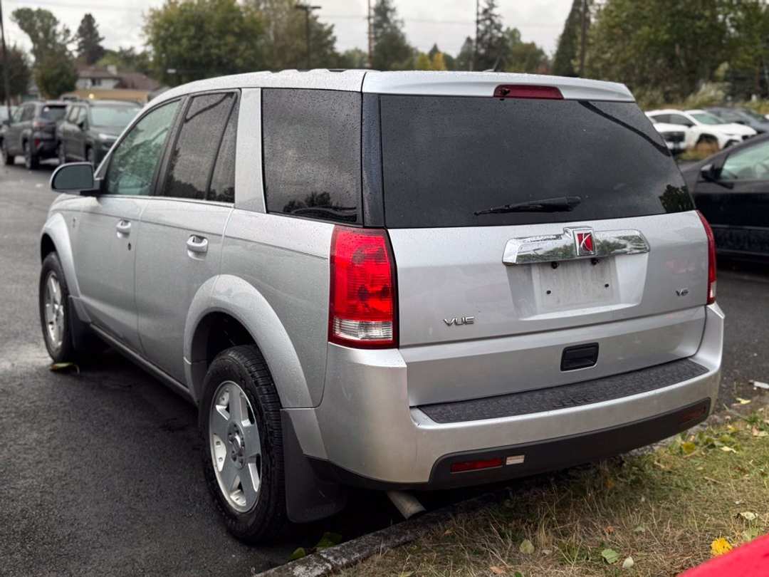 2006 Saturn Vue V6 - Image 2